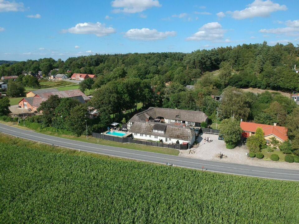 Farm61 Badehotellet I Det Midtjydske - Alder +18 Ar Tjele Екстер'єр фото